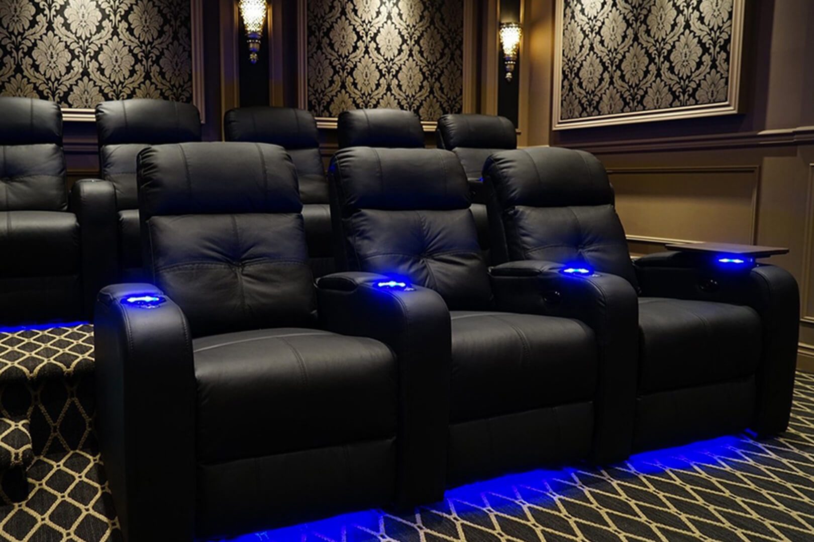 Verona Power Headrest Home Theater Lounge