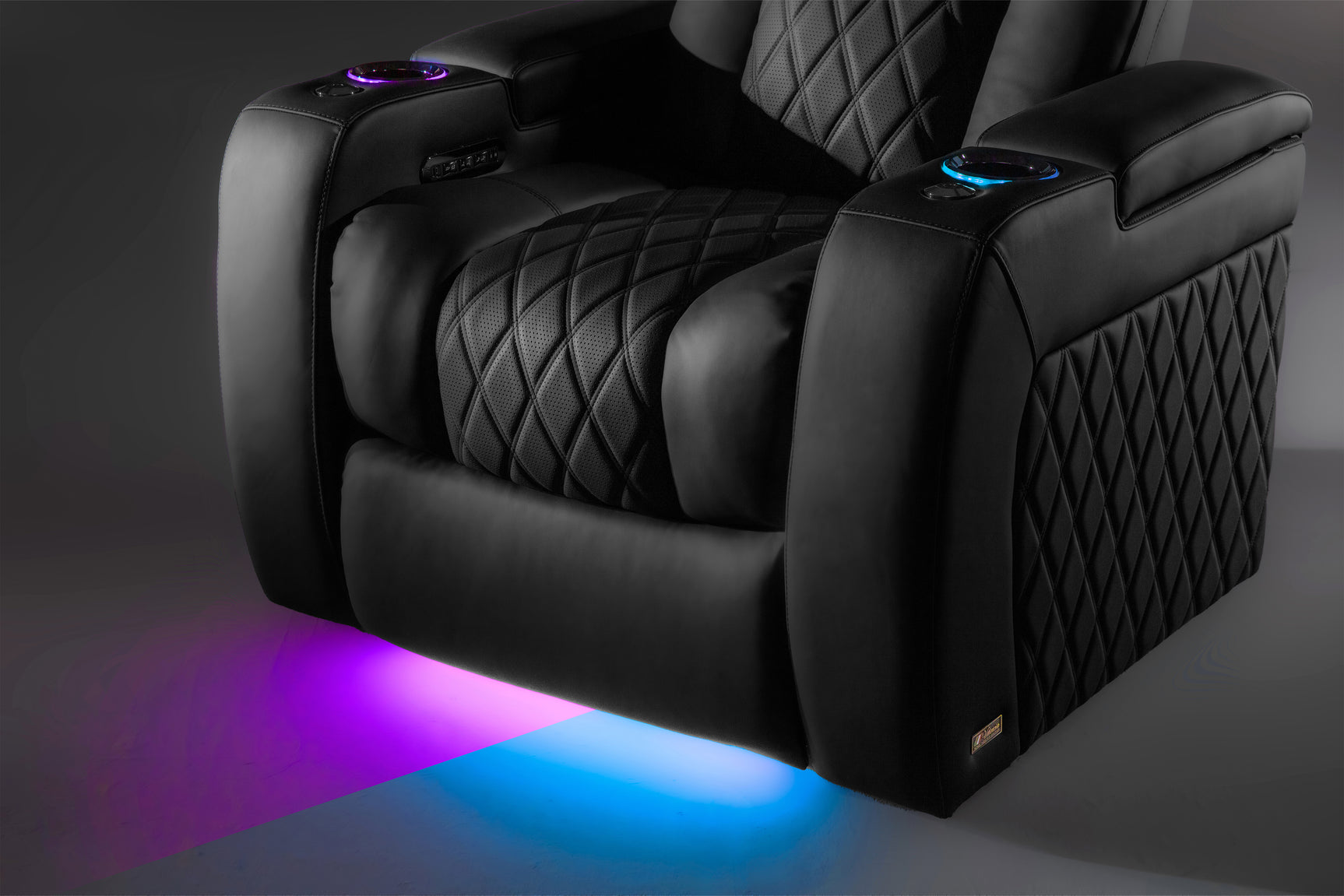 Tuscany XL Ultimate 2025 Home Theater Lounge