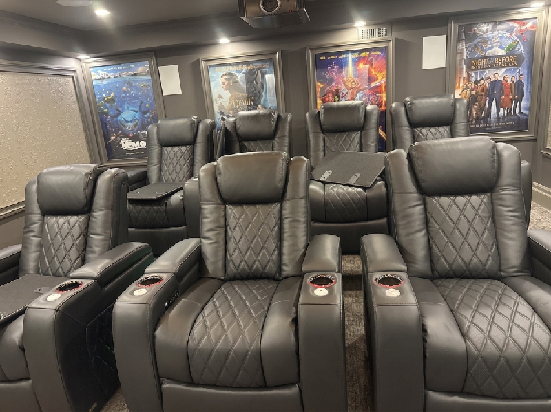 Tuscany Ultimate Home Theater Lounge