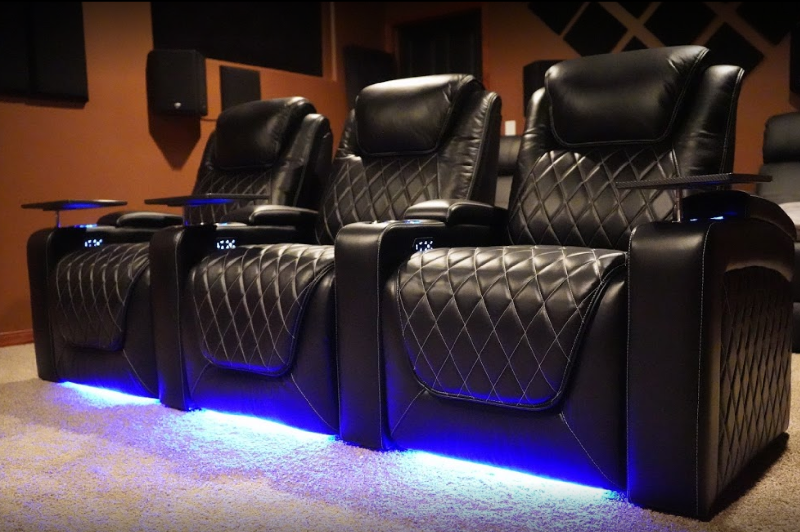 Oslo Console Home Theater Lounge